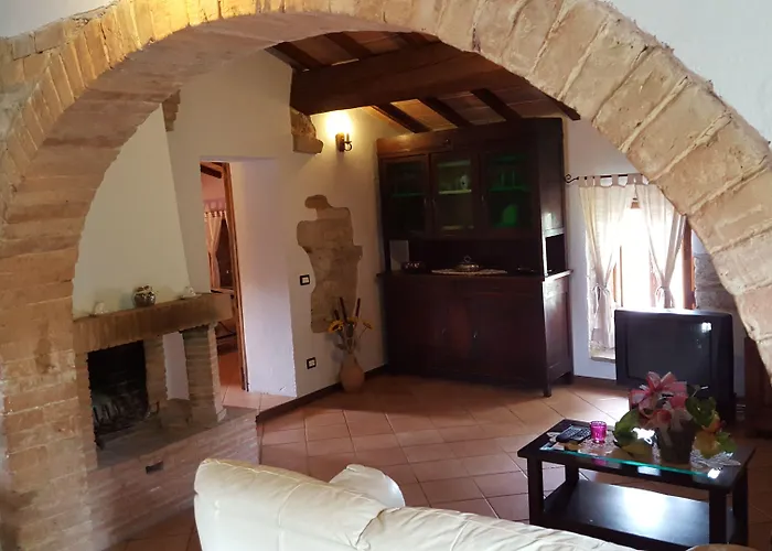 Il Borghetto Di Pedana- Country house *